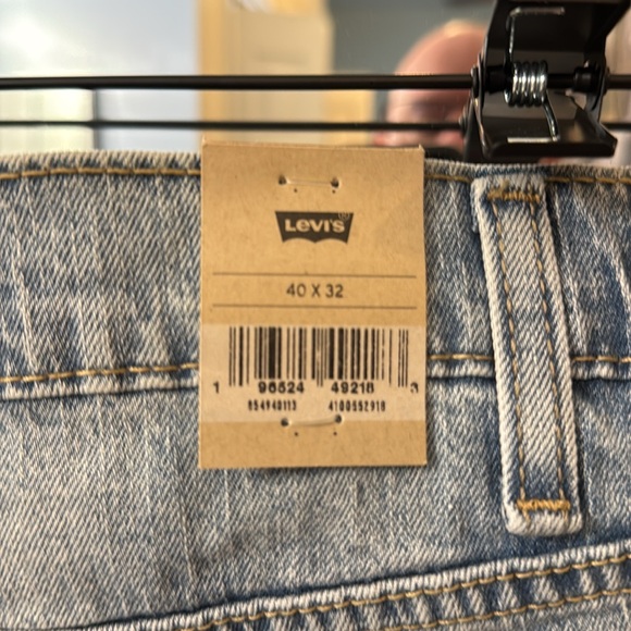 Levi’s 531 athletic slim. Distressed style jeans. Size 40 x 32. - Picture 5 of 11